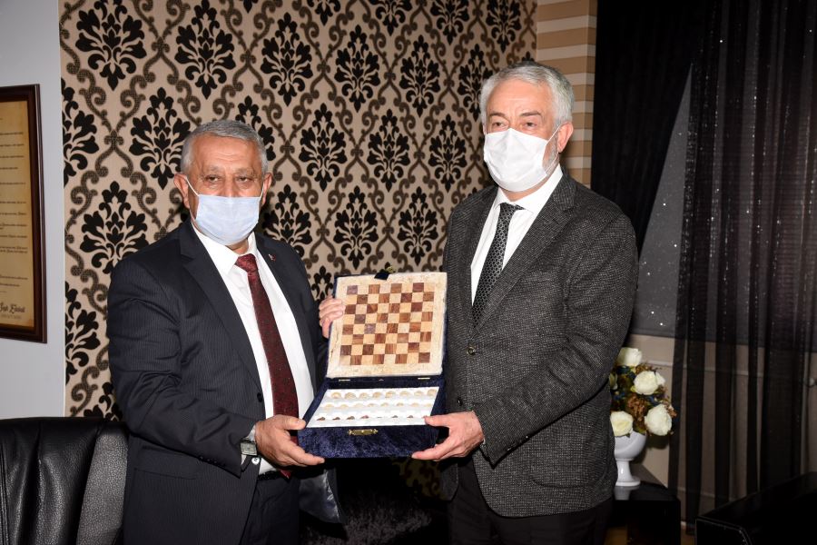 Afyon, bazı aşamalarda büyükşehirlerden dahi önde