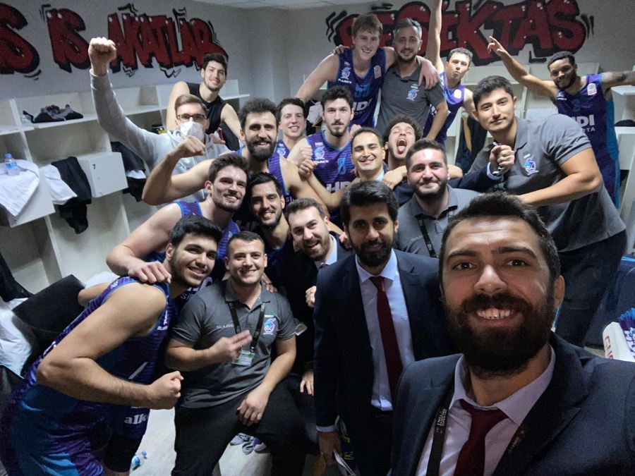 Basketbolda Bahçeşehir’i yıktık 