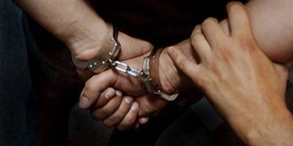 Uyuşturucu ticareti yapan 4 kişi tutuklandı