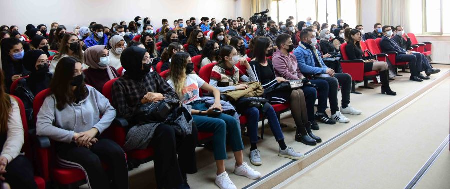 Başsavcı Karabacak, AKÜ’lü öğrencilerle buluştu