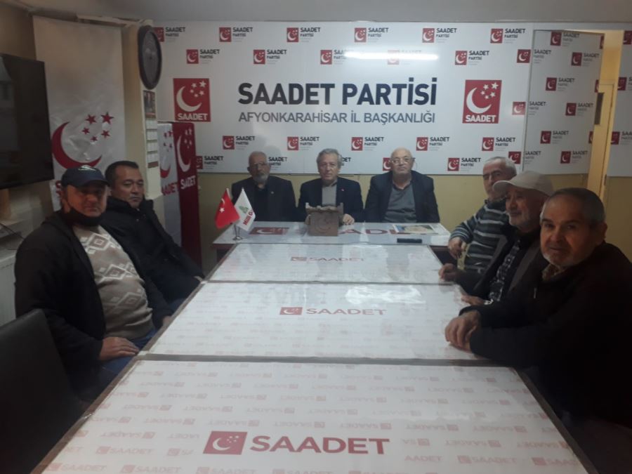 AK Parti’nin sattığı kurumları sıraladı, Başkan Zeybek’e seslendi