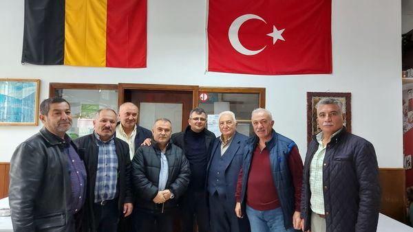 Belçika’daki gurbetçilerle hemhal oldular