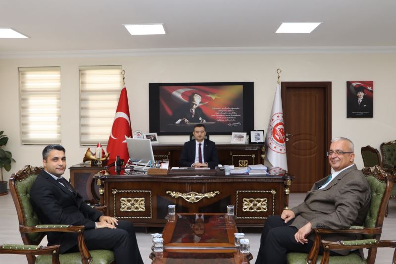 Emirdağ Sgk Müdüründen Kaymakam Bilici