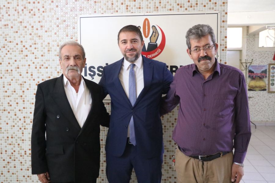 Dr. Ersan Özgür, İşsizler Derneği'ni ziyaret etti