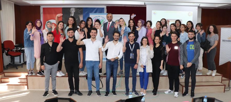 Üniversite öğrencilerine altın tavsiyeler