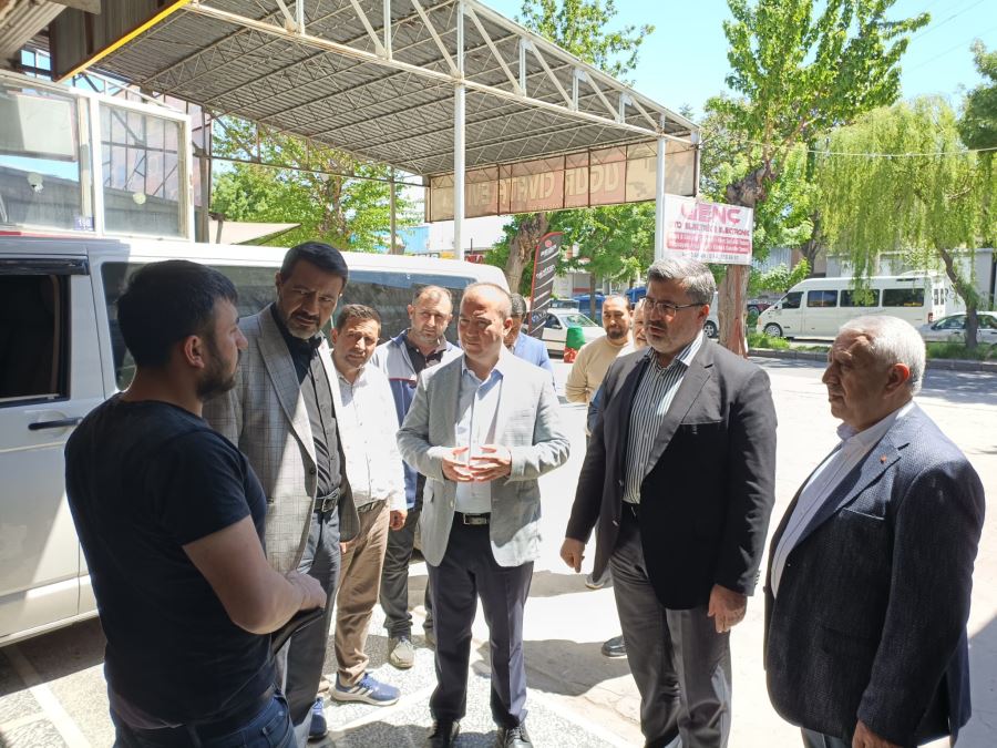 Esnaflar AK Parti’ye güveniyor