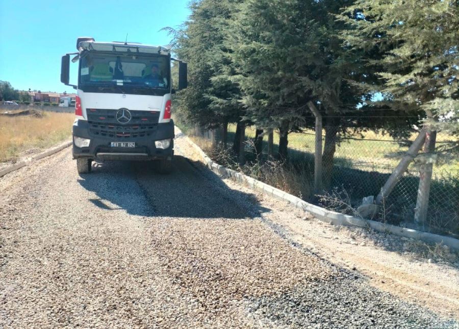 Yaylabağı beldesinin yolları asfaltlanıyor