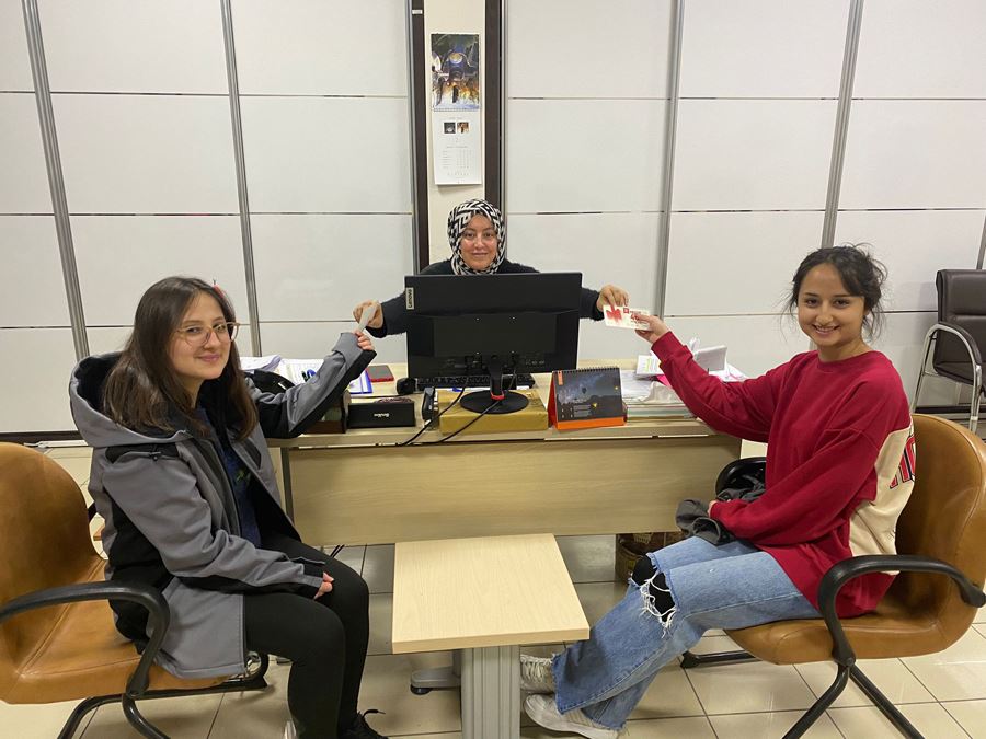Öğrencilere 400 TL değerinde hediye çeki