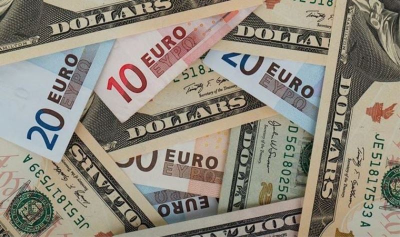 Dolar, Euro ve Sterlin'de Hafif Değişim: Güncel Piyasa Rakamları