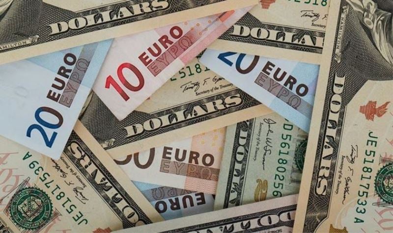 Dolar, Euro ve Sterlin