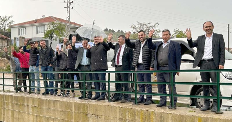 AK Parti Afyonkarahisar Milletvekili Ali Özkaya, seçim çalışmalarını sürdürüyor