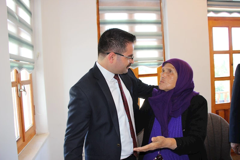 Kaymakam Harun Reşit HAN, Gaziler için yemek programında.