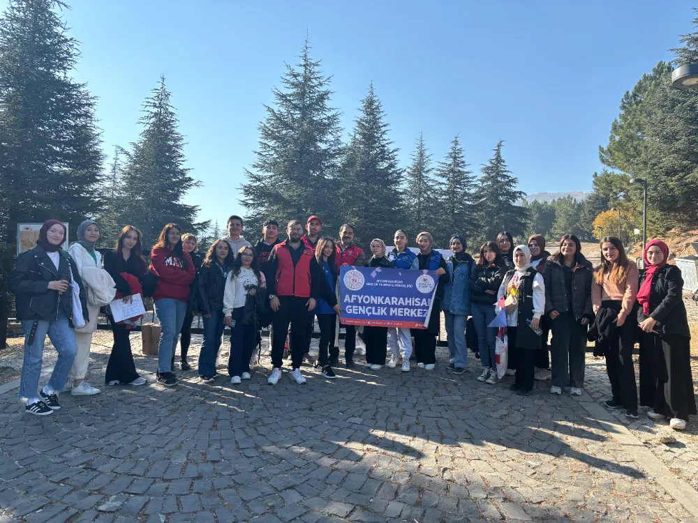 Gençlik Merkezinden doğa yürüyüşü