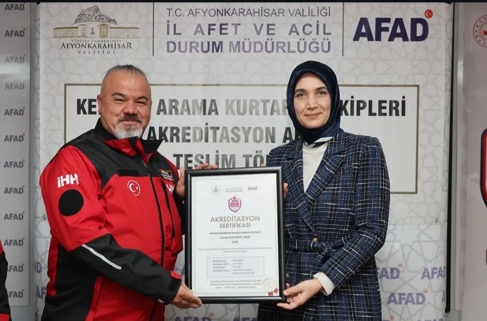 Vali Yiğitbaşı Arama Kurtarma Ekiplerine sertifikalarını takdim etti