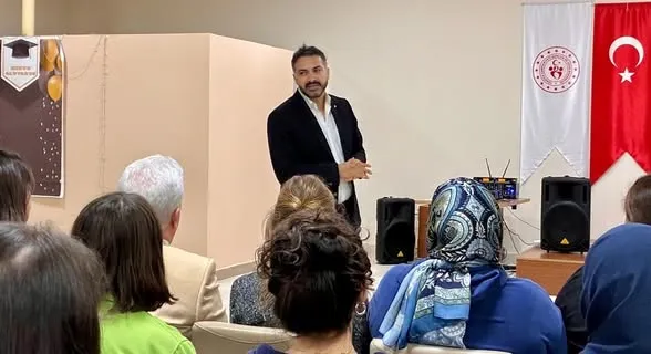 Başhekim Balcı, Bacım Sultan Yurdunda Öğrencilerle Buluştu