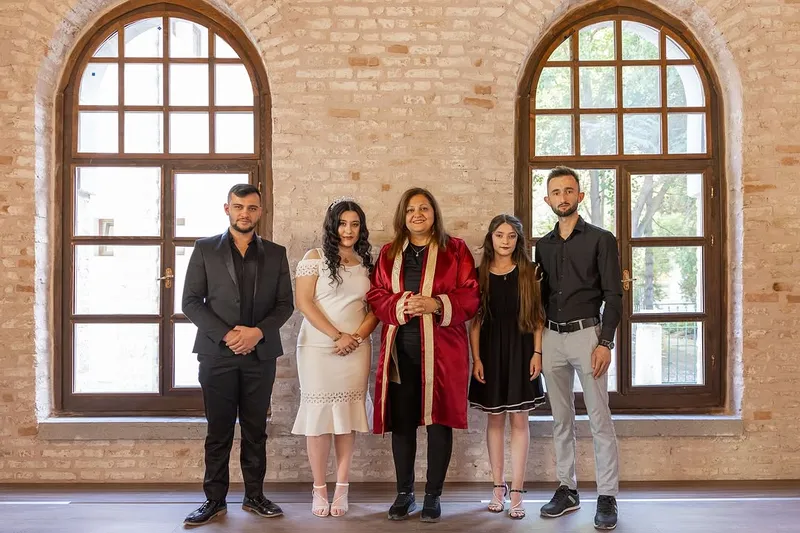 Başkan Burcu Köksal, Genç Çiftin Nikah Törenine Katıldı