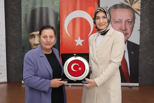 Afyonkarahisar Valisi Yiğitbaşı Muhtarlarla Buluştu