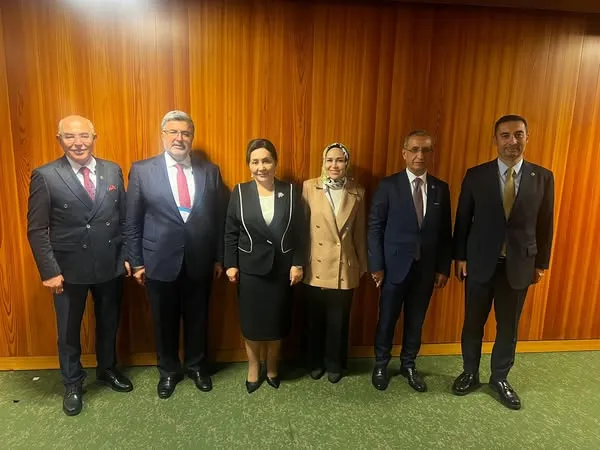 AK Partili Özkaya, Özbekistan Senato Başkanı ile Cenevre