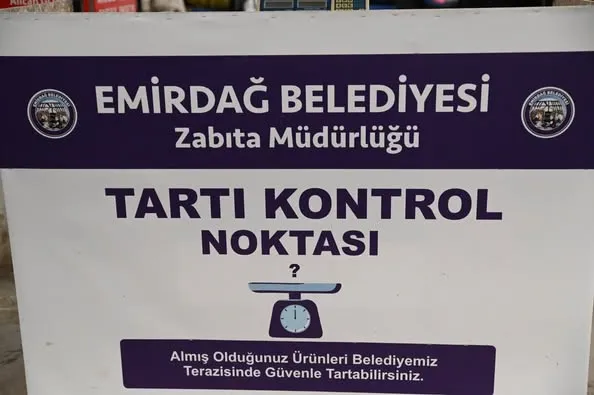 Emirdağ Belediyesi Pazaryerinde Vatandaşa Ücretsiz Tartı Hizmeti
