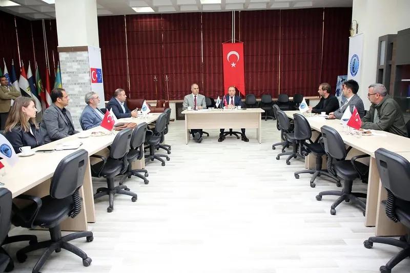 Afyon Kocatepe Üniversitesi Uluslararası İlişkiler Merkezi Yeni Dönem Toplantısını Yaptı