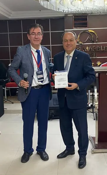 MERSEM 2025 Gala Gecesinde Teşekkür Plaketi