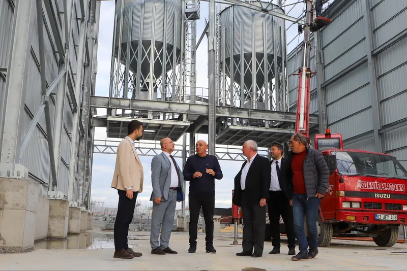 AK Parti Afyonkarahisar İl Başkanı Turgay Şahin, Afyonkarahisar Ticaret Borsası