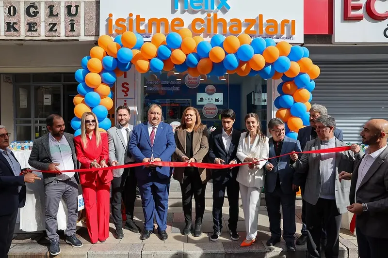Afyonkarahisar Belediye Başkanı Burcu Köksal, Helix İşitme Cihazları