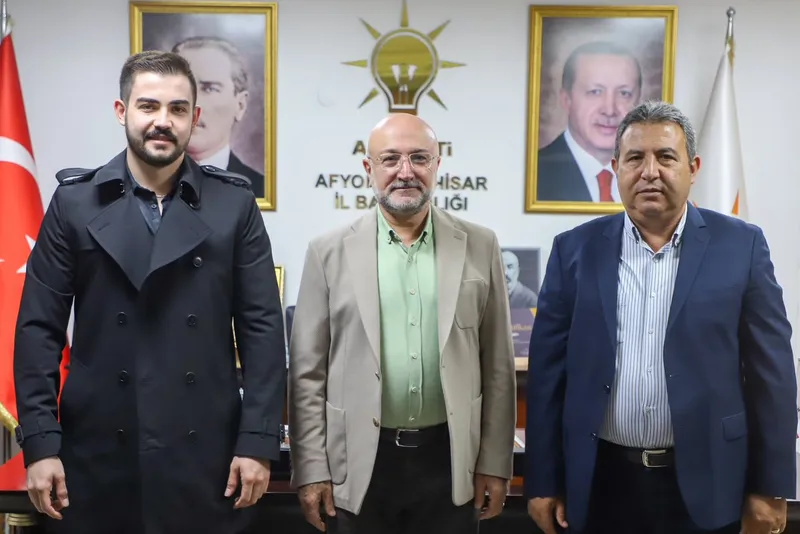 AK Parti Afyonkarahisar İl Başkanı Turgay Şahin, Evim Yapı Yöneticilerini Ağırladı