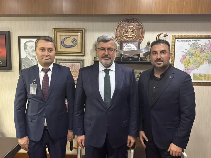 AK Partili Özkaya, Afyonkarahisarlı Hemşehrilerini Meclis