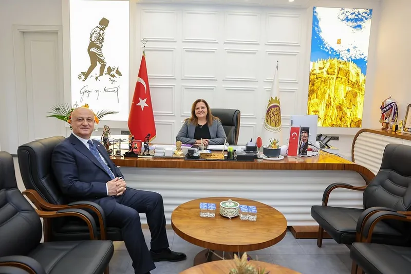 Afyonkarahisar Belediye Başkanı Burcu Köksal, İç Anadolu Belediyeler Birliği ile Görüşme Gerçekleştirdi