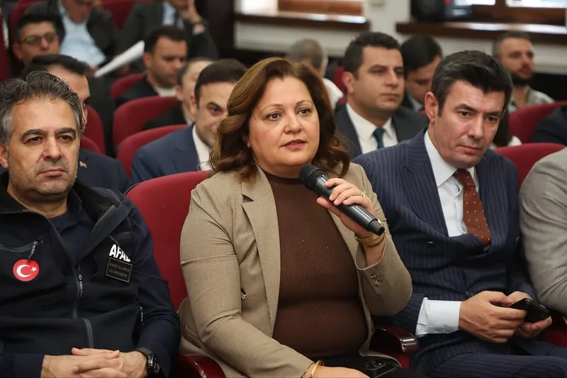 Afyonkarahisar Belediye Başkanı Burcu Köksal, Afet Risk Azaltma Toplantısı