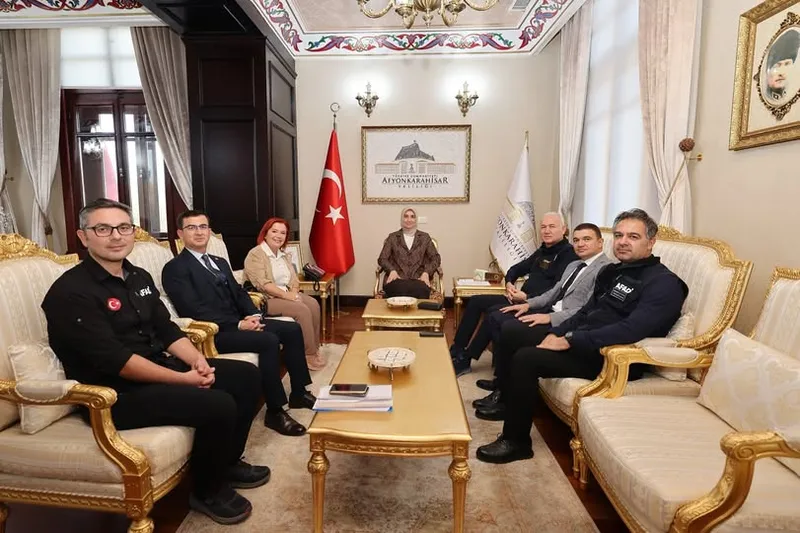 Afyonkarahisar Valisi Yiğitbaşı, Afet ve İklim Değişikliği Yetkililerini Ağırladı
