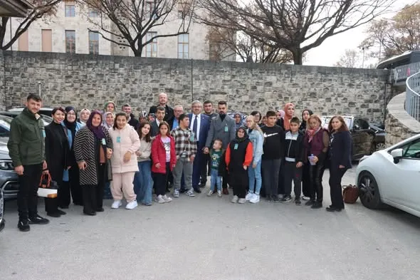 AK Partili Yurdunuseven