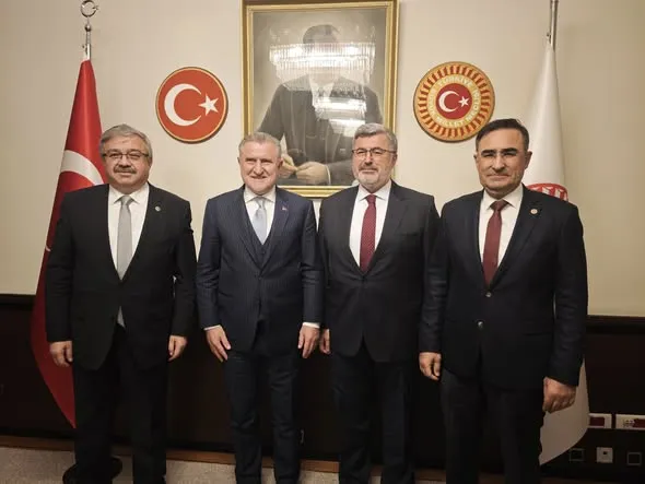 Yurdunuseven, Afyonkarahisar Taleplerini Bakan Aşkın