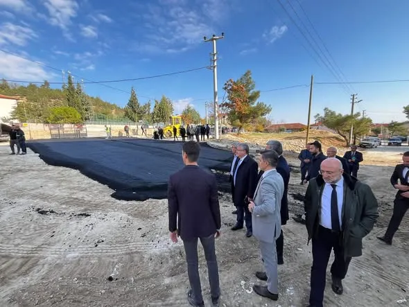 AK Partili Özkaya, Dazkırı