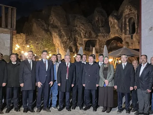 AK Parti Afyonkarahisar Milletvekili Yurdunuseven ve Adalet Bakanı Tunç, Tarihi Ayazini Köyü