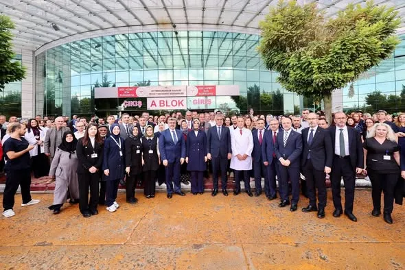 AK Partili Özkaya, Afyonkarahisar Devlet Hastanesi