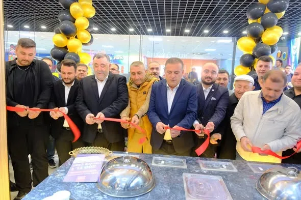 Helvacı Yakub Efendi, İyaş AVM