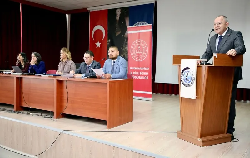 Öğretmen Gözüyle Türkiye Yüzyılı Maarif Modeli ve Gelecek Vizyonu Afyon