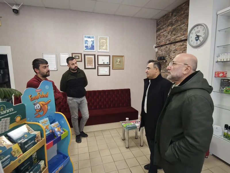 AK Parti Afyonkarahisar İl Başkanı Turgay Şahin ve Milletvekili Dr. Hasan Arslan