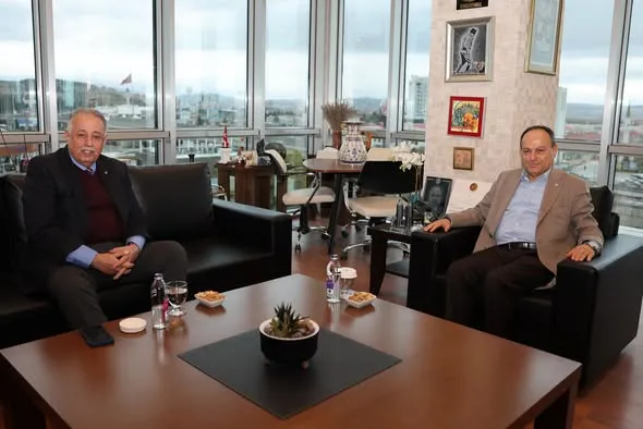 Afyonkarahisar Vali Yardımcısı Odada