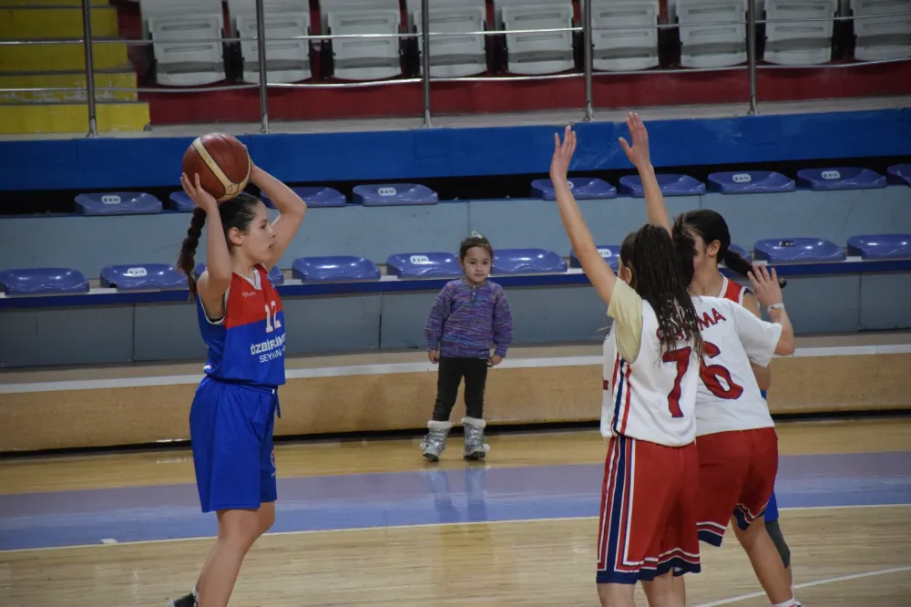 U-14 Basketbol Kızlar Bölge Şampiyonası Afyonkarahisar’da Tamamlandı