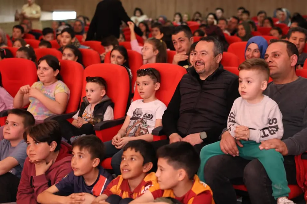 Sandıklı’da Ramazan Coşkusu! Çocuklar Doyasıya Eğlendi