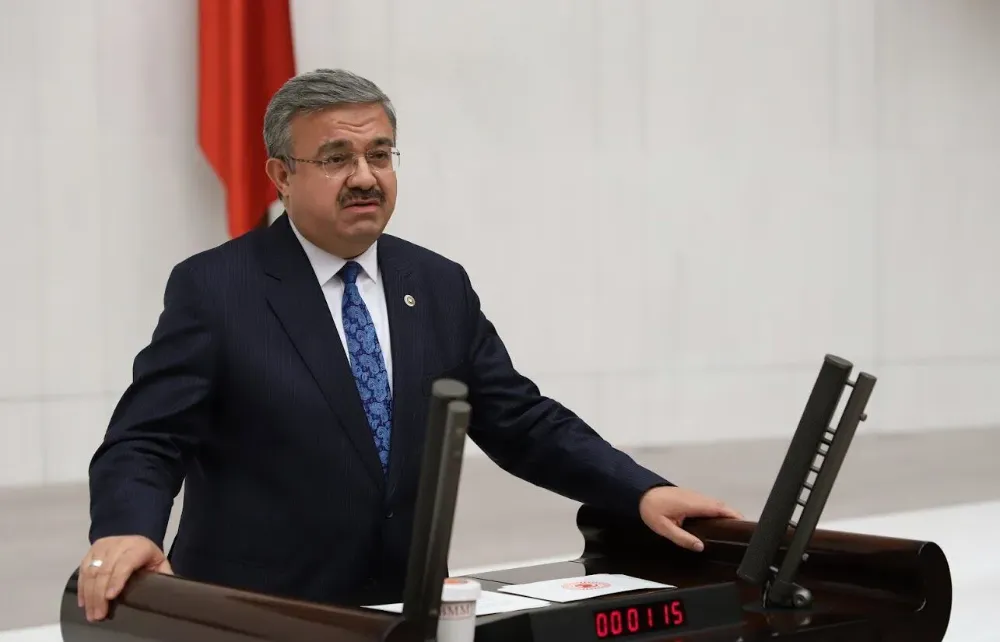YURDUNUSEVEN ANNELER GÜNÜ’NÜ KUTLADI  “HİÇBİR ZAMAN HAKLARI ÖDENMEZ”