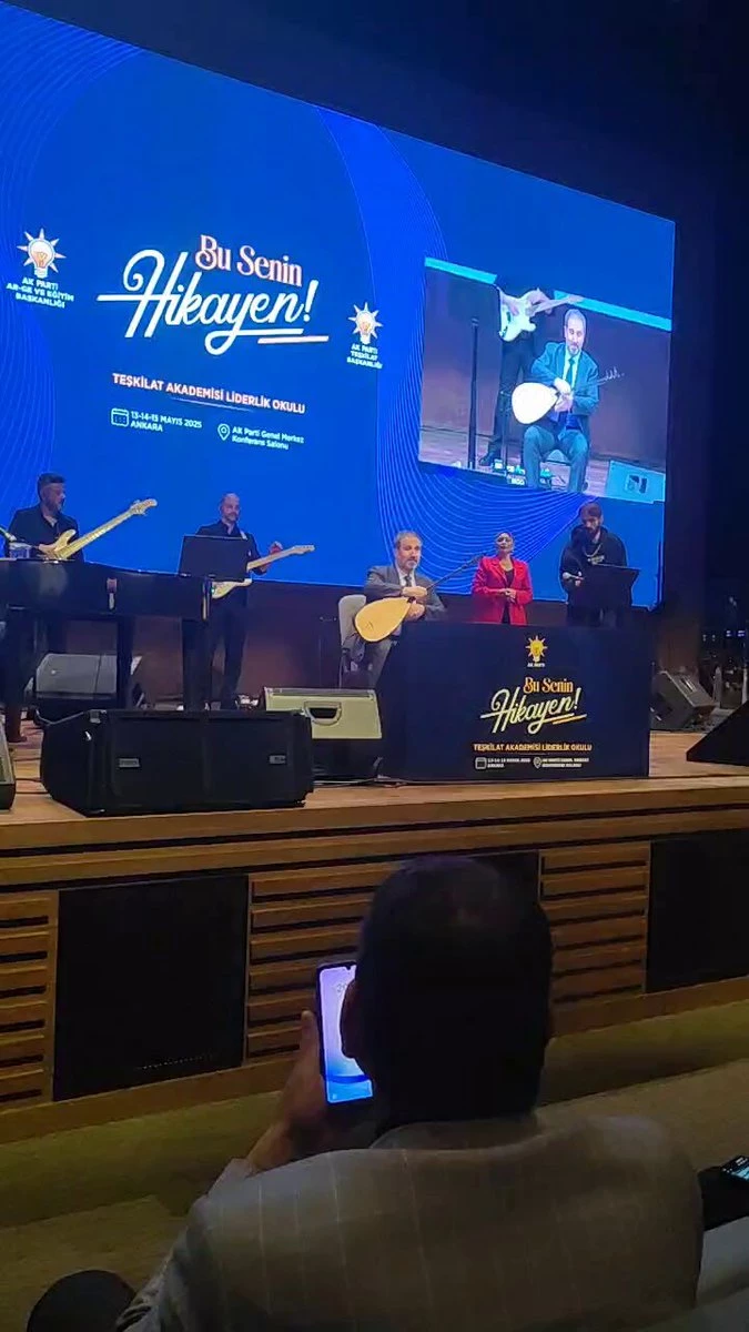 Ak Parti Afyonkarahisar İl Başkanı Şahin, 