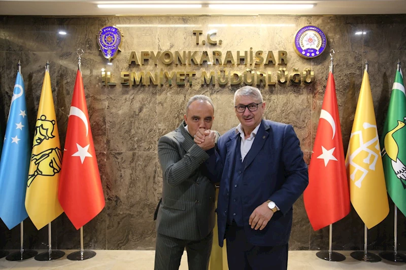 Şehit Evladının Babasıyla Emniyet Müdürü Birtan