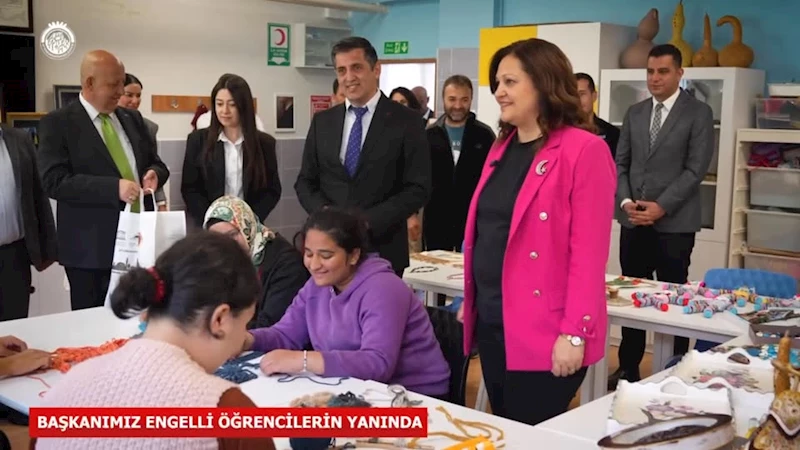 Engelleri Aşan Öğrenciler, Belediye Başkanı