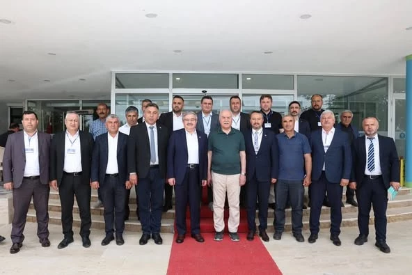 Afyonkarahisar Belediye Başkanları Eğitim Kampında Buluştu