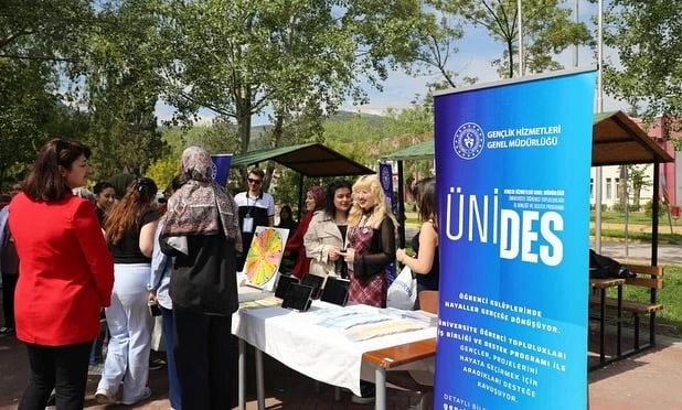 AFSÜ Öğrencileriyle Sağlık Bilinci Yayılıyor: 
