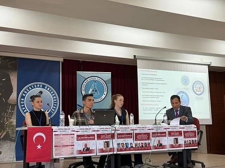 Afyon Kocatepe Üniversitesi Kimya Bölümü Öğrencileriyle Söyleşi Gerçekleştirildi